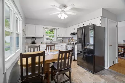 590 E 10th Street, Fond du Lac, WI 54935 - Photo 2