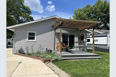 590 E 10th Street, Fond du Lac, WI 54935 - Photo 2