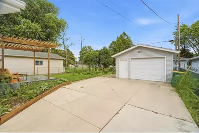 590 E 10th Street, Fond du Lac, WI 54935 - Photo 20