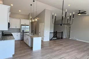 N8843 Killarney Way, Sherwood, WI 54952 - Photo 4