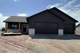 N8843 Killarney Way, Sherwood, WI 54952 - Photo 2
