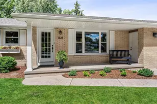 1639 Colony Dr, De Pere, WI 54115 - Photo 6