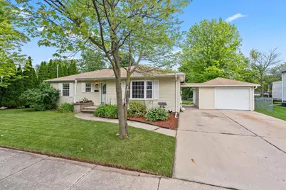 841 Sheboygan Street, Menasha, WI 54952 - Photo 2