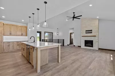N9274 Homestead Lane, Appleton, WI 54915 - Photo 10
