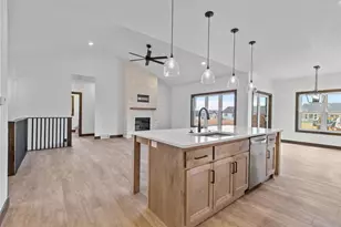 N9274 Homestead Ln, Appleton, WI 54915 - Photo 12