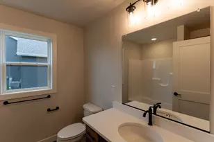 W5890 Edgewood Dr, Menasha, WI 54952 - Photo 28