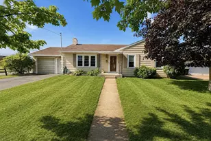 1716 20th Ave, Menominee, MI 49858 - Photo 1