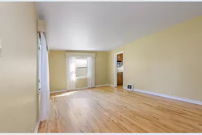 833 N Buchanan Street, Green Bay, WI 54303 - Photo 6