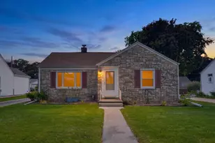 833 N Buchanan St, Green Bay, WI 54303 - Photo 1