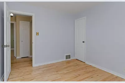 833 N Buchanan Street, Green Bay, WI 54303 - Photo 18