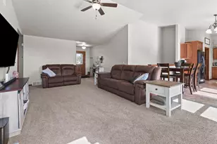 W6115 Sherwood Point Dr, Greenville, WI 54942 - Photo 22