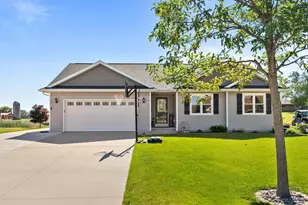 W6115 Sherwood Point Dr, Greenville, WI 54942 - Photo 6