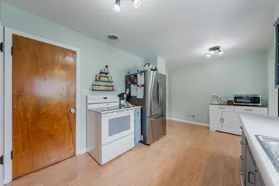 278 E 9th Street, Fond du Lac, WI 54935 - Photo 10
