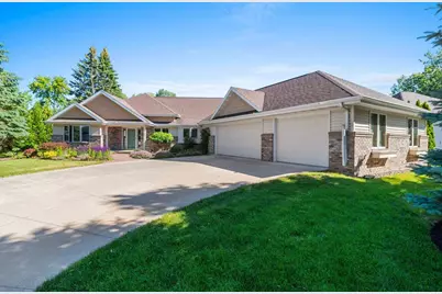 1900 E Orchard Blossom Drive, Appleton, WI 54915 - Photo 4