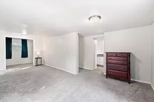 1261 S Quincy St, Green Bay, WI 54301 - Photo 14