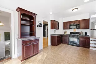 1261 S Quincy St, Green Bay, WI 54301 - Photo 10