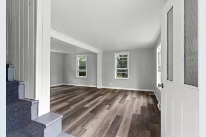 1858 Eastman Avenue, Green Bay, WI 54302 - Photo 2