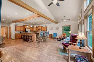W13337 Ranch Rd, Crivitz, WI 54114 - Photo 6
