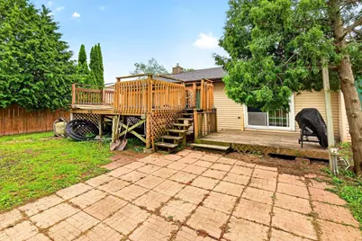 121 Alexander Drive, Neenah, WI 54956 - Photo 32