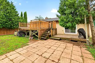 121 Alexander Dr, Neenah, WI 54956 - Photo 32