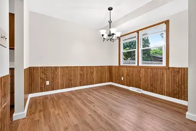 121 Alexander Drive, Neenah, WI 54956 - Photo 14