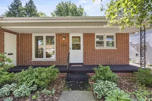121 Hudson St, Green Bay, WI 54303 - Photo 6