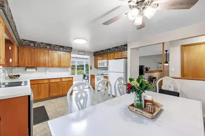 2400 S Ridge Road, Green Bay, WI 54304 - Photo 14