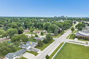 2400 S Ridge Rd, Green Bay, WI 54304 - Photo 44