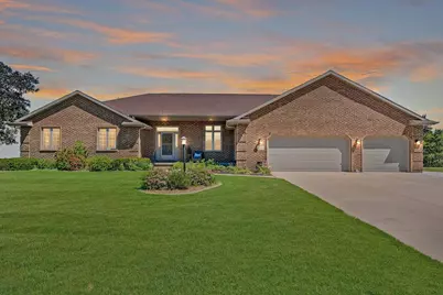2562 Rebecca Ann Drive, New Franken, WI 54229 - Photo 2