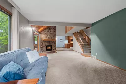 516 E Eagle Terrace, Green Bay, WI 54313 - Photo 12