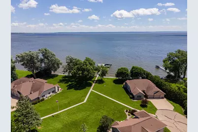 935 Brighton Drive, Menasha, WI 54952 - Photo 56
