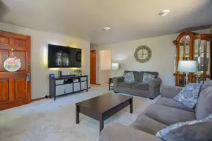 614 Karl St, Green Bay, WI 54301 - Photo 2