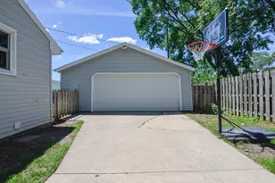 614 Karl St, Green Bay, WI 54301 - Photo 24