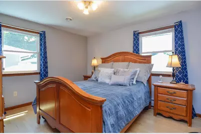 614 Karl Street, Green Bay, WI 54301 - Photo 10