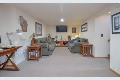 614 Karl Street, Green Bay, WI 54301 - Photo 18