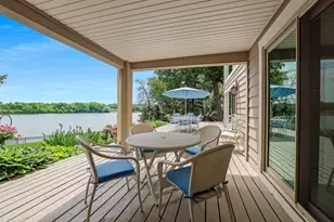 2281 Lost Dauphin Rd, De Pere, WI 54115 - Photo 32