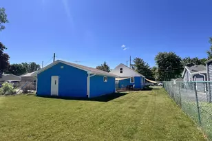 512 W 19th Ave, Oshkosh, WI 54904 - Photo 20