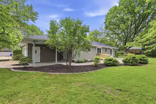 2900 E Lourdes Dr, Appleton, WI 54915 - Photo 30