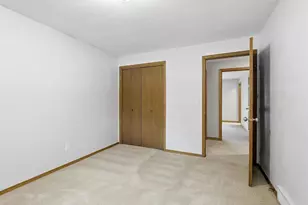 2900 E Lourdes Dr, Appleton, WI 54915 - Photo 22