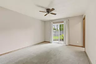 2900 E Lourdes Dr, Appleton, WI 54915 - Photo 12