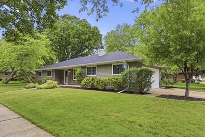 2900 E Lourdes Drive, Appleton, WI 54915 - Photo 2