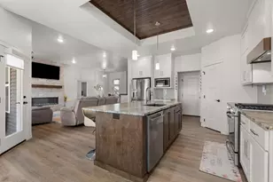 2157 Fox Pt Cir, De Pere, WI 54115 - Photo 28