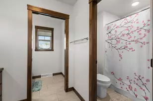 2157 Fox Pt Cir, De Pere, WI 54115 - Photo 40