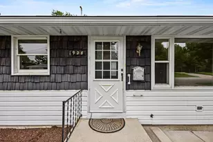 928 N 6th Ave, Sturgeon Bay, WI 54235 - Photo 2