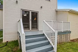 210 River St, Neenah, WI 54956 - Photo 42
