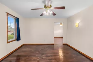 210 River St, Neenah, WI 54956 - Photo 16