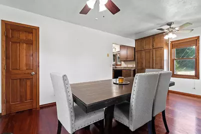 2100 Hillside Lane, Green Bay, WI 54302 - Photo 14