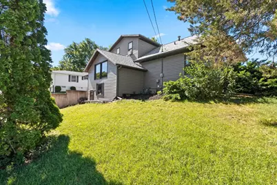 2100 Hillside Lane, Green Bay, WI 54302 - Photo 36