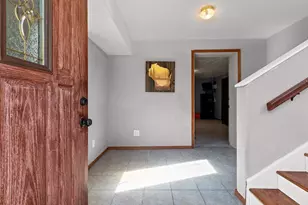 2100 Hillside Ln, Green Bay, WI 54302 - Photo 2