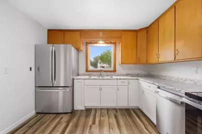 1014 24th Street, Two Rivers, WI 54241 - Photo 2